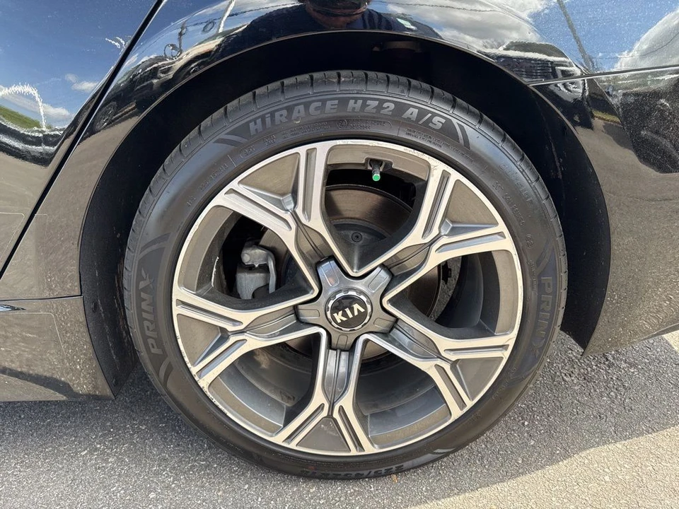 2020 Kia Stinger - Image 31 of 31