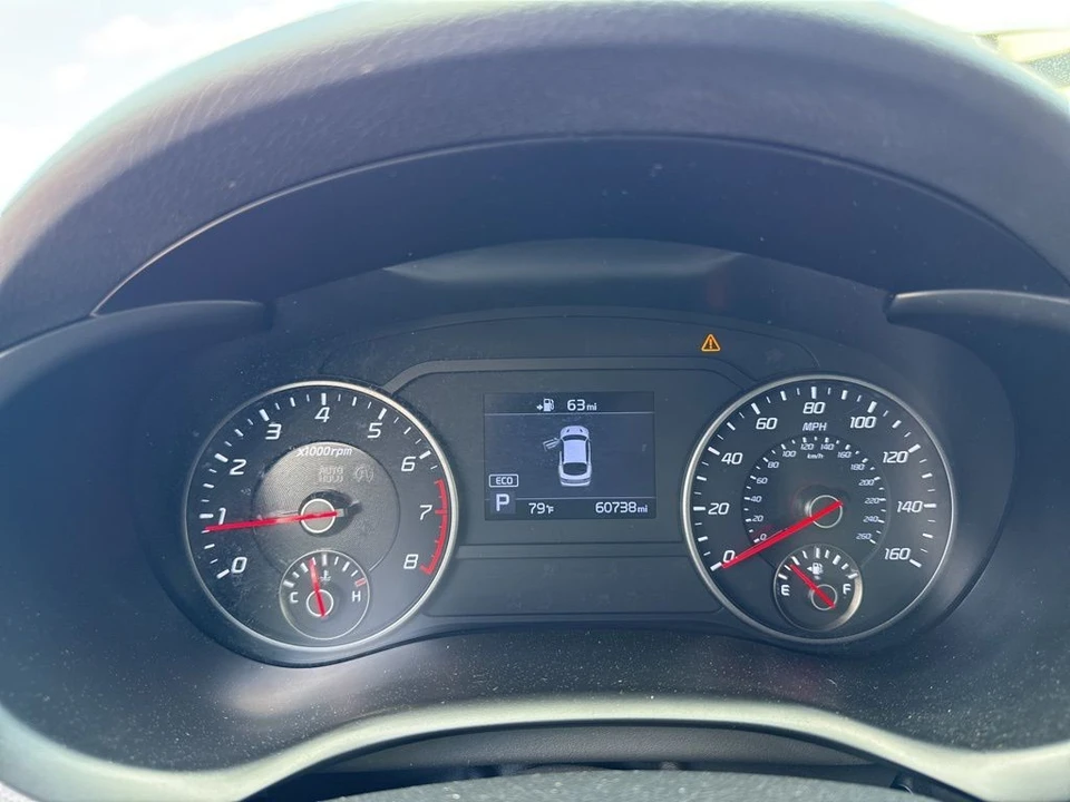 2020 Kia Stinger - Image 24 of 31