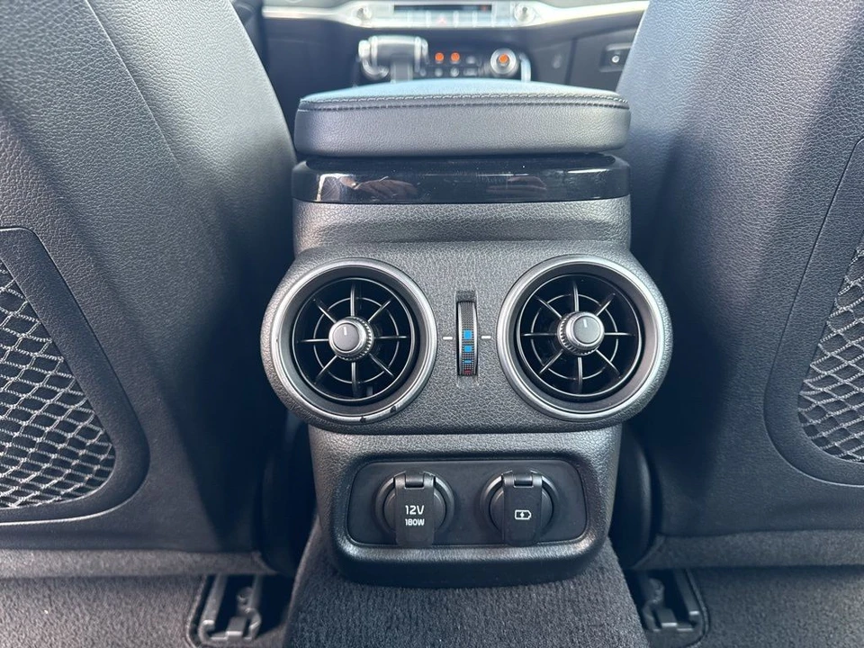 2020 Kia Stinger - Image 13 of 31