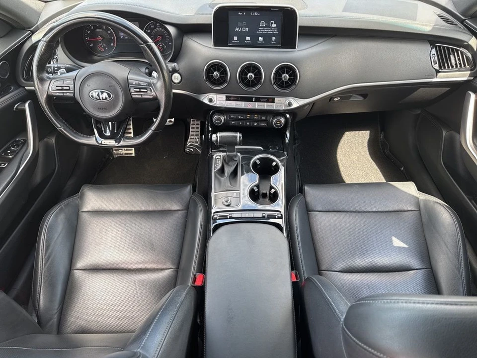 2020 Kia Stinger - Image 14 of 31