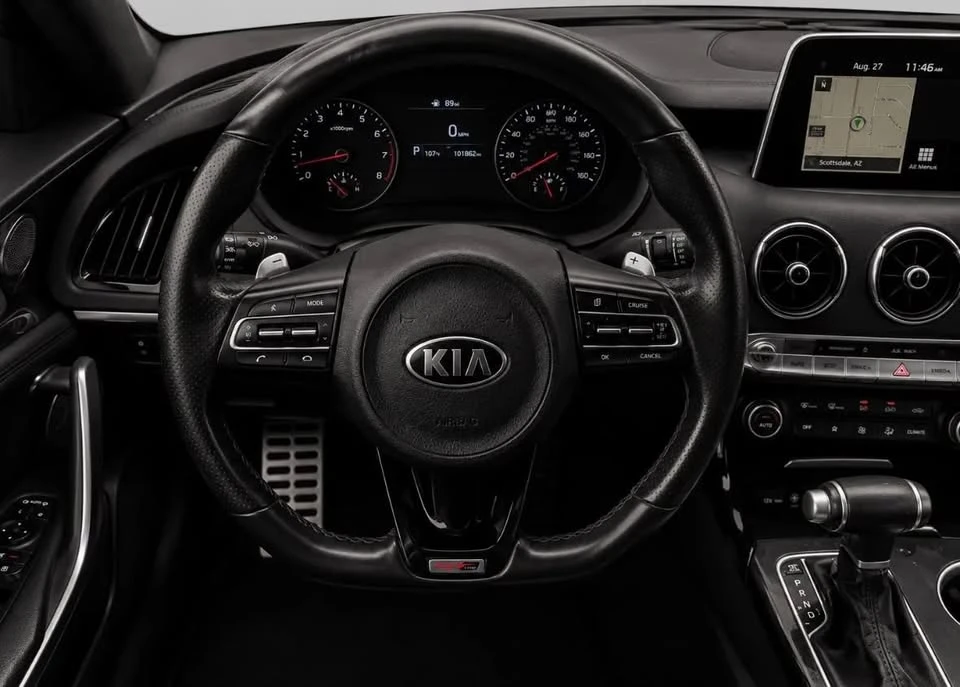 2020 Kia Stinger - Image 14 of 20