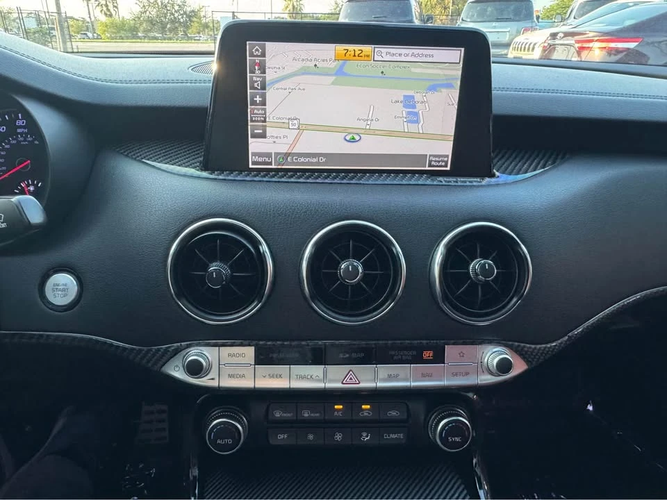 2020 Kia Stinger GT - Image 13 of 17