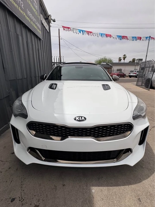 2020 Kia Stinger GT - Image 8 of 13