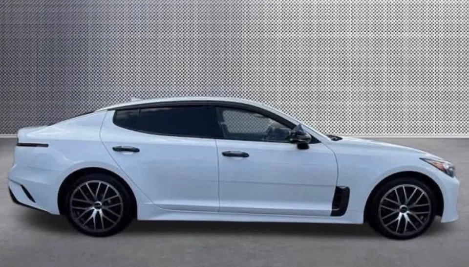 2020 Kia Stinger GT - Image 6 of 14