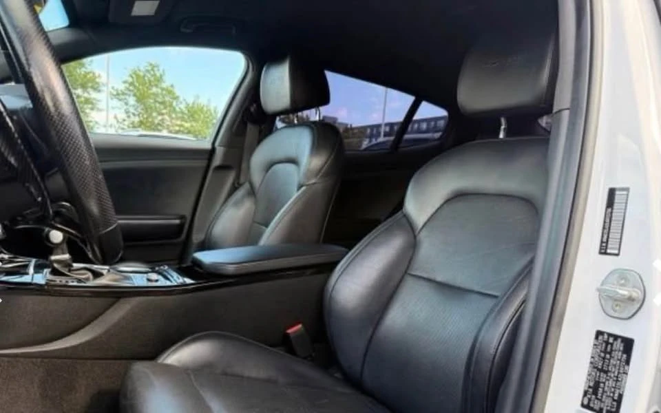 2020 Kia Stinger GT - Image 12 of 14