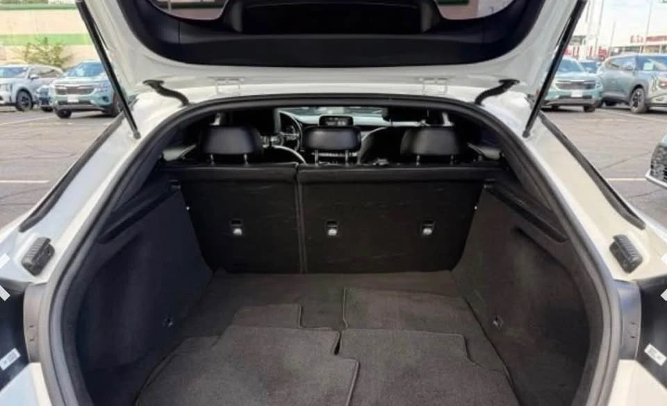 2020 Kia Stinger GT - Image 9 of 14