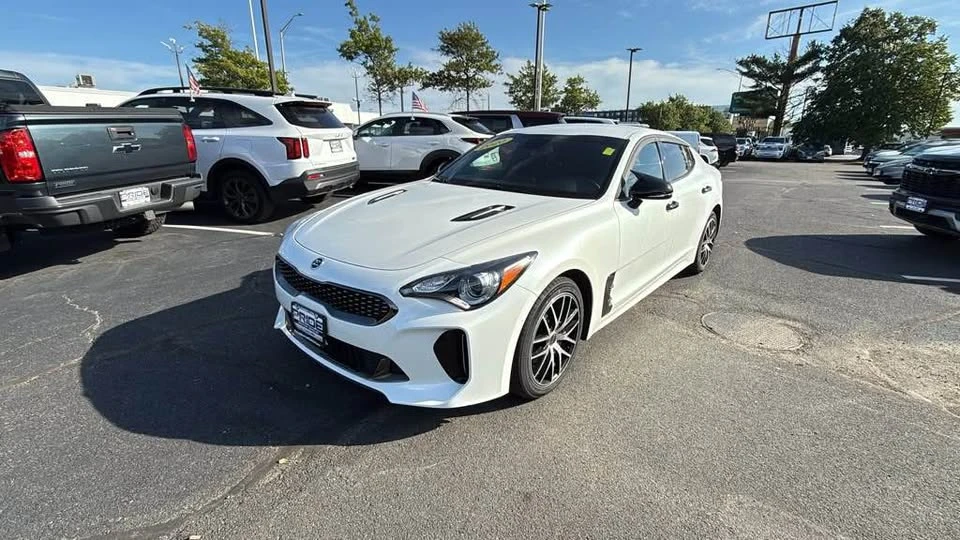 2020 Kia Stinger GT - Image 2 of 20