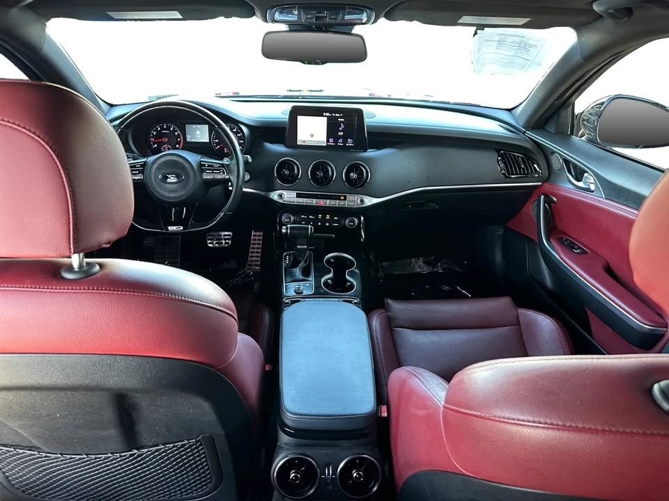 2020 Kia Stinger - Image 10 of 20