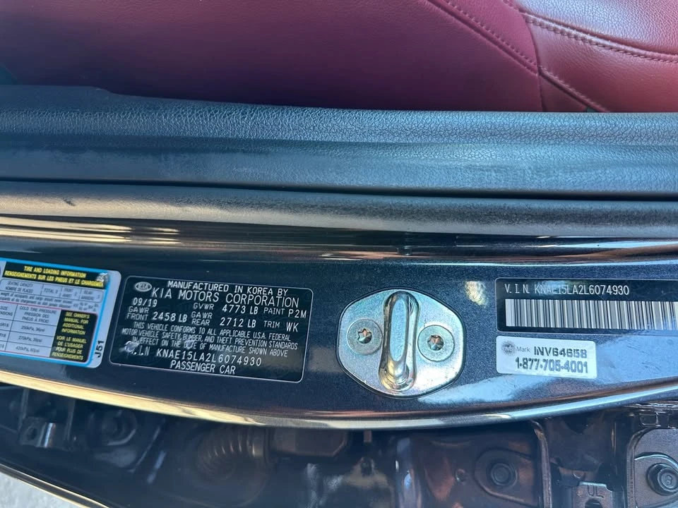 2020 Kia Stinger - Image 16 of 20