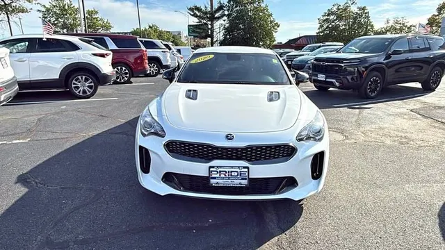 2020 Kia Stinger GT-Line