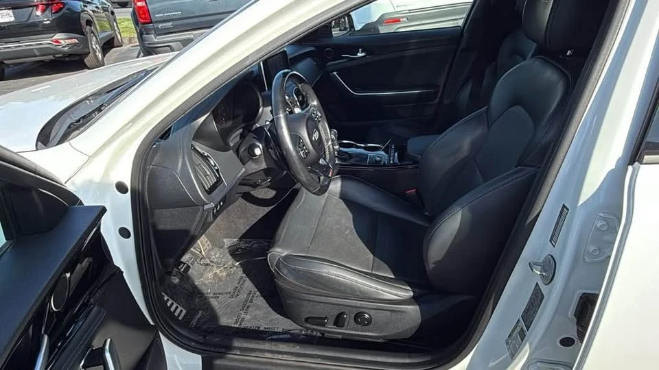 2020 Kia Stinger GT - Image 11 of 20