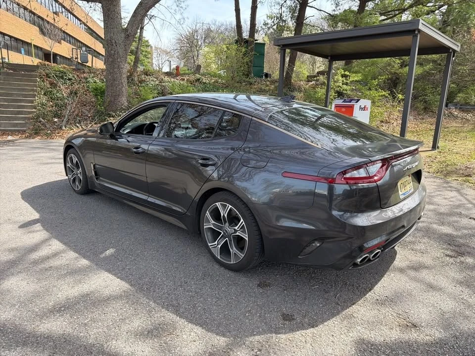 2020 Kia Stinger - Image 5 of 9