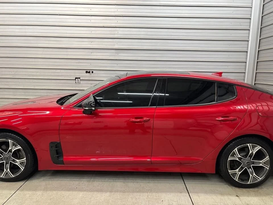 2020 Kia Stinger - Image 7 of 19