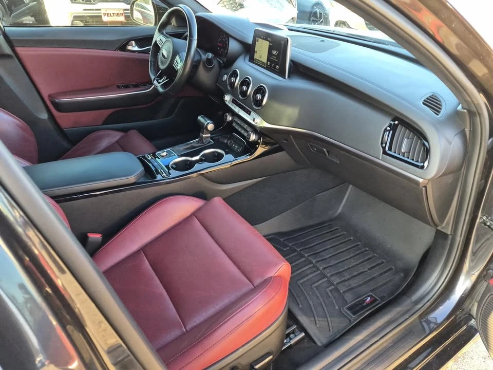 2020 Kia Stinger - Image 10 of 20