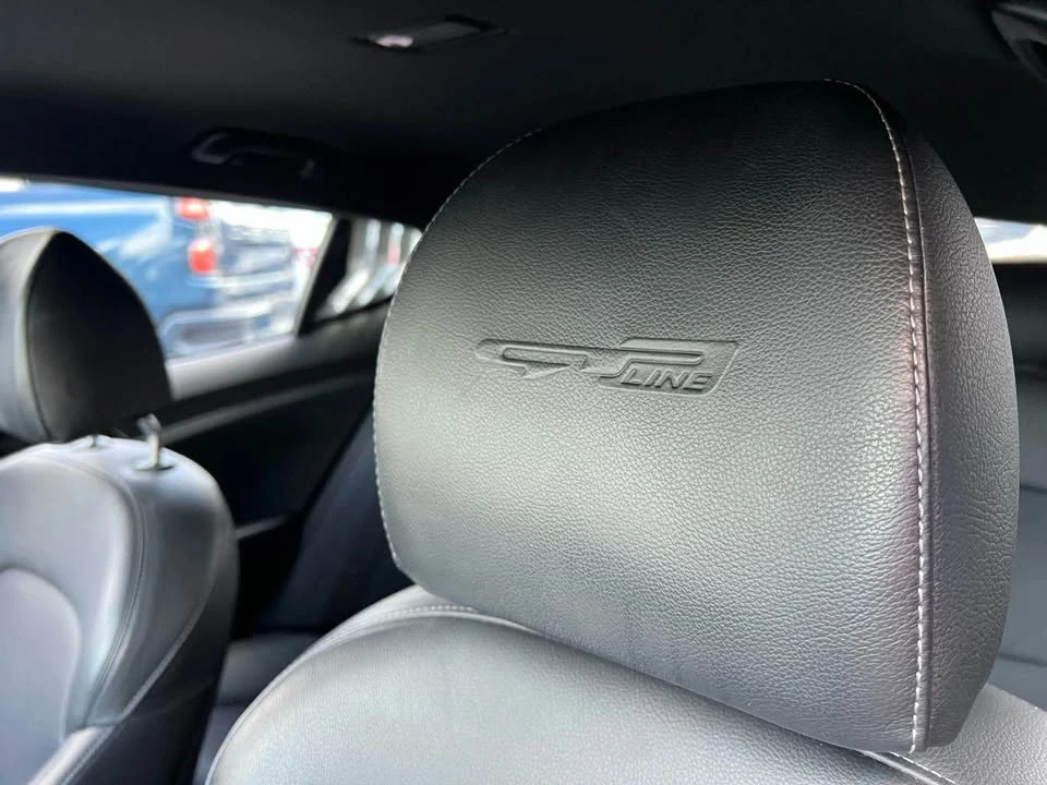 2020 Kia Stinger - Image 9 of 16