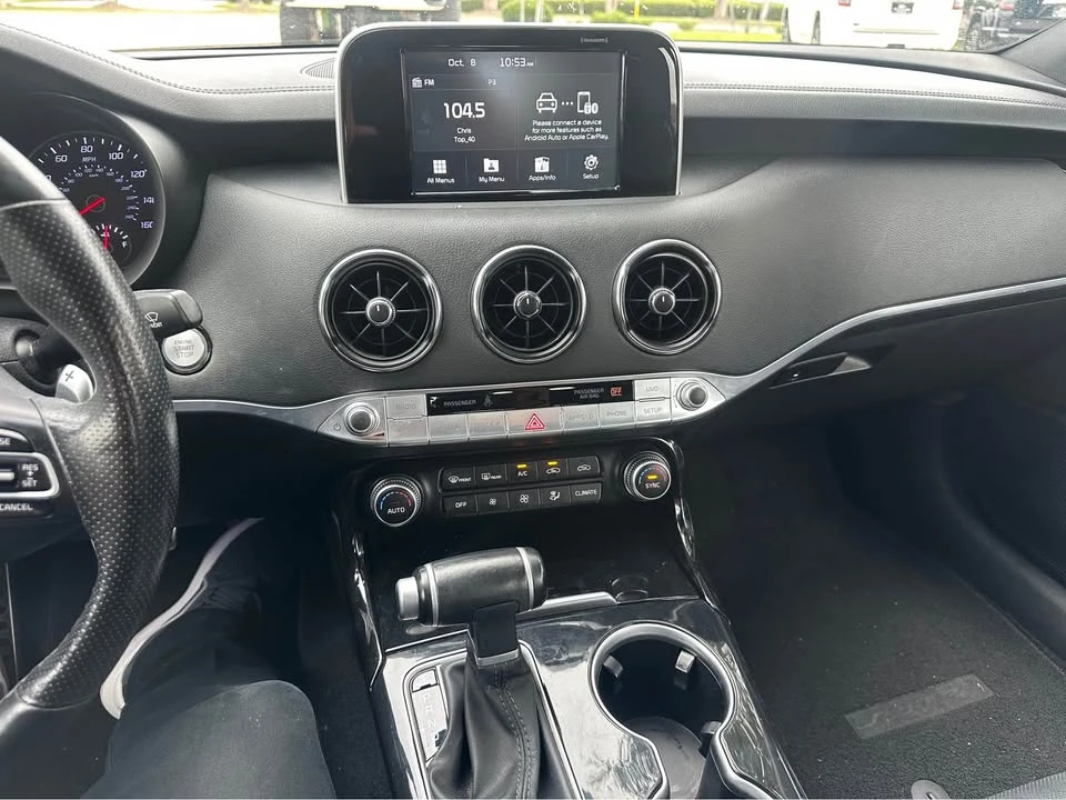 2020 Kia Stinger GT - Image 10 of 11