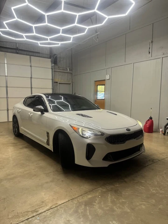 2020 Kia Stinger GT - Image 2 of 18