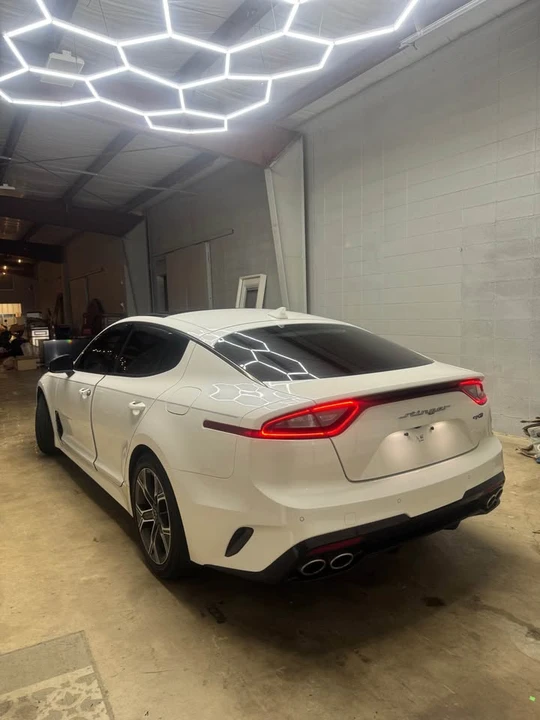 2020 Kia Stinger GT - Image 4 of 18