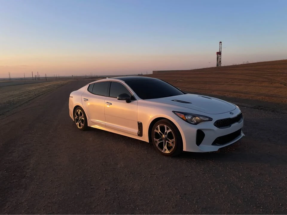 2020 Kia Stinger GT - Image 2 of 4