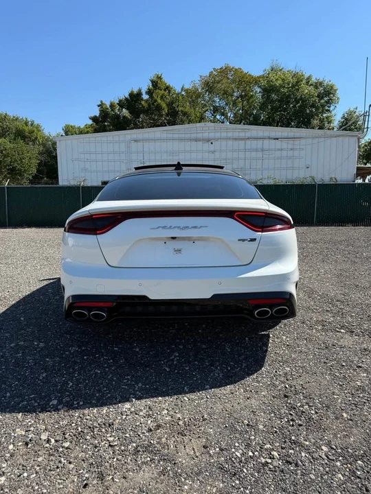 2020 Kia Stinger GT - Image 5 of 12