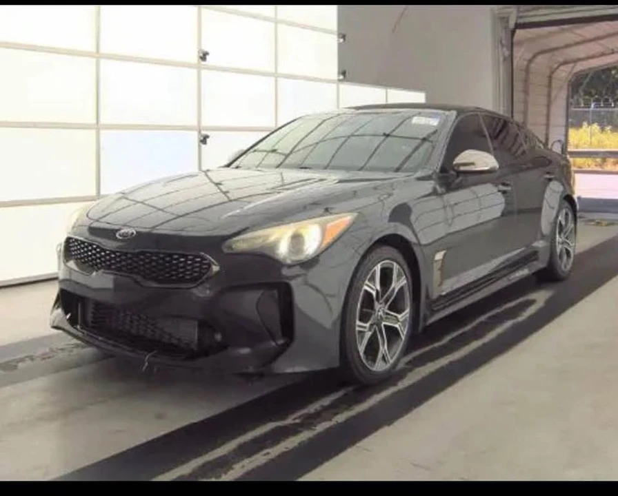 2020 Kia Stinger - Image 8 of 8