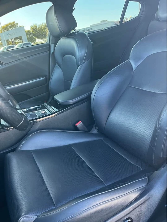 2020 Kia Stinger - Image 6 of 7