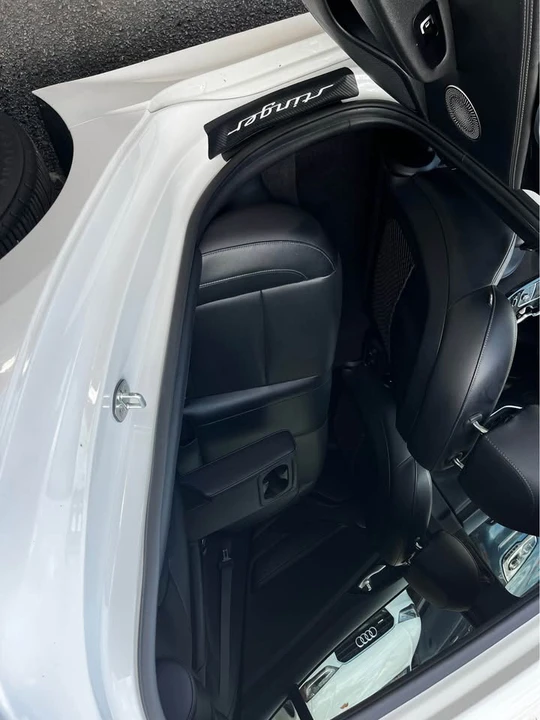 2020 Kia Stinger GT - Image 11 of 12