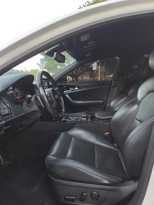 2020 Kia Stinger - Image 11 of 12