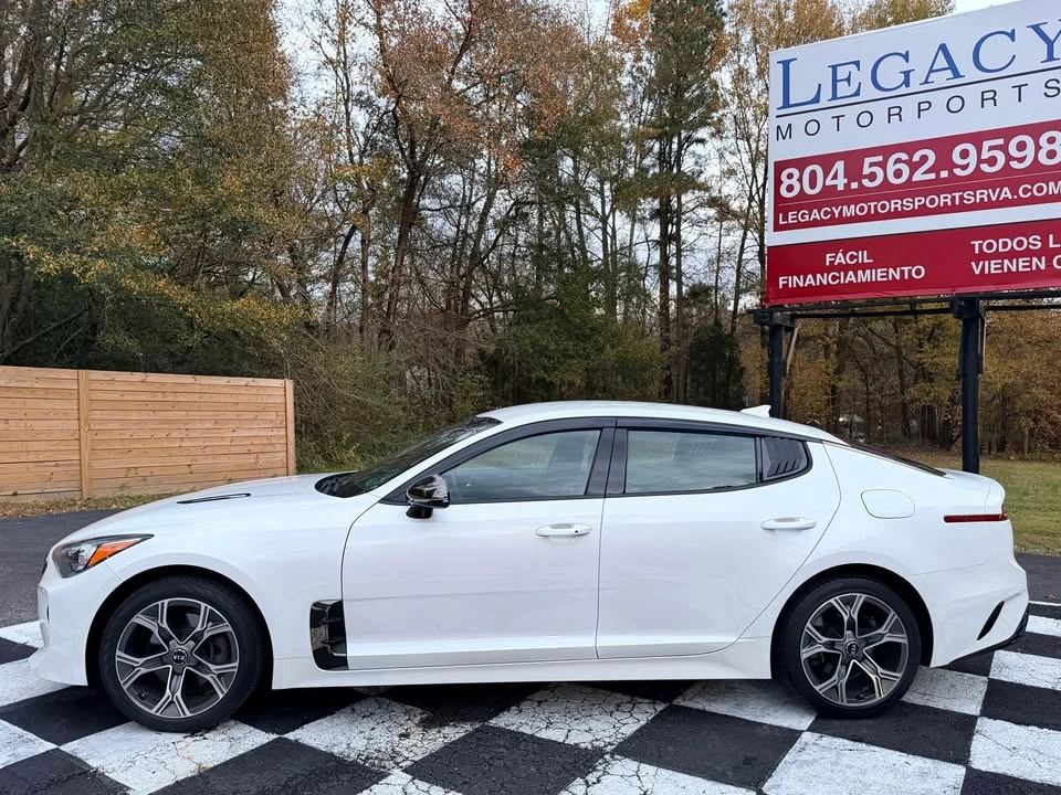 2020 Kia Stinger - Image 3 of 16