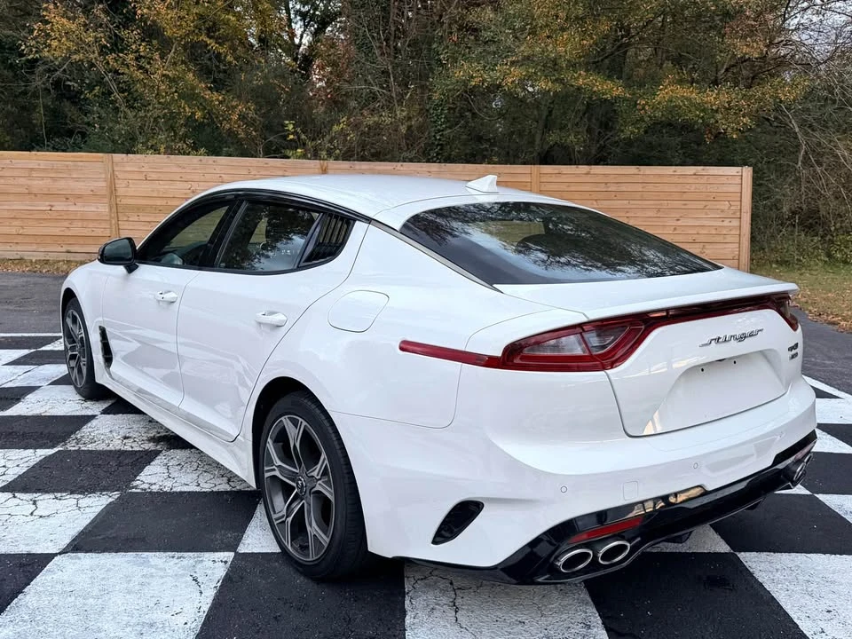 2020 Kia Stinger - Image 4 of 16