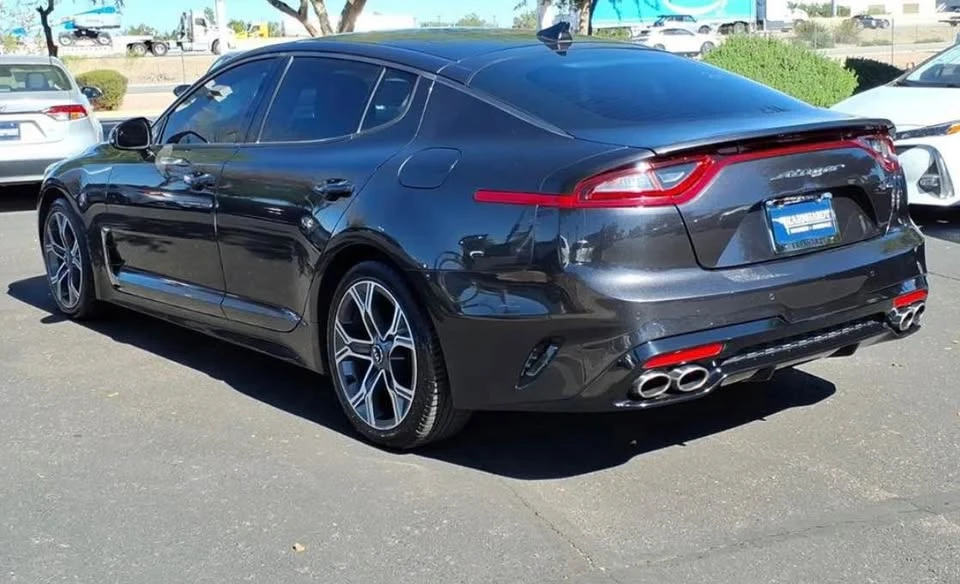 2020 Kia Stinger GT - Image 2 of 17