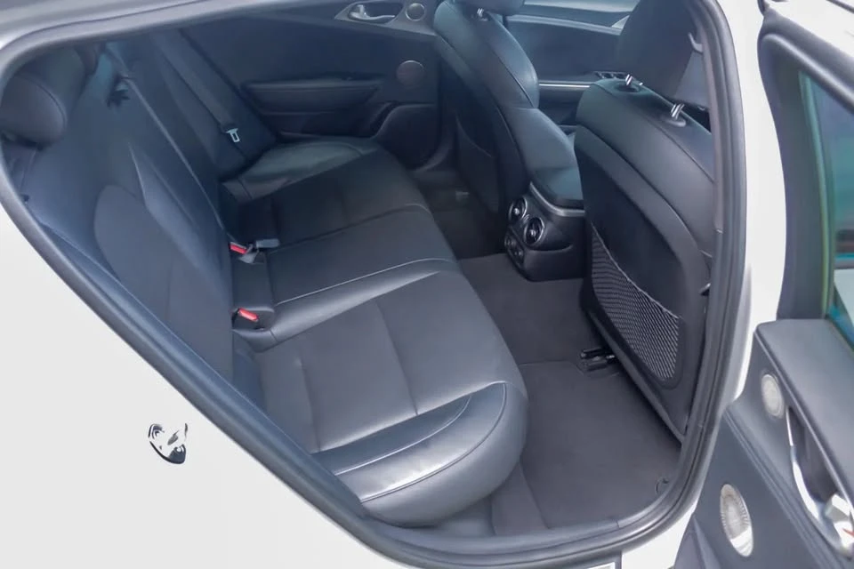 2020 Kia Stinger - Image 11 of 14