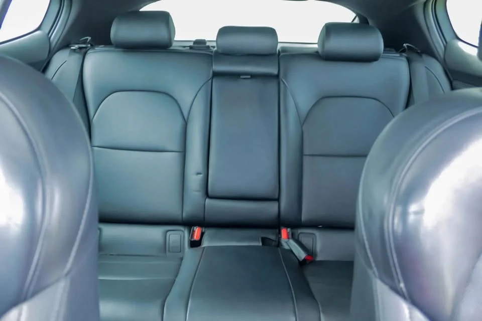 2020 Kia Stinger - Image 7 of 14