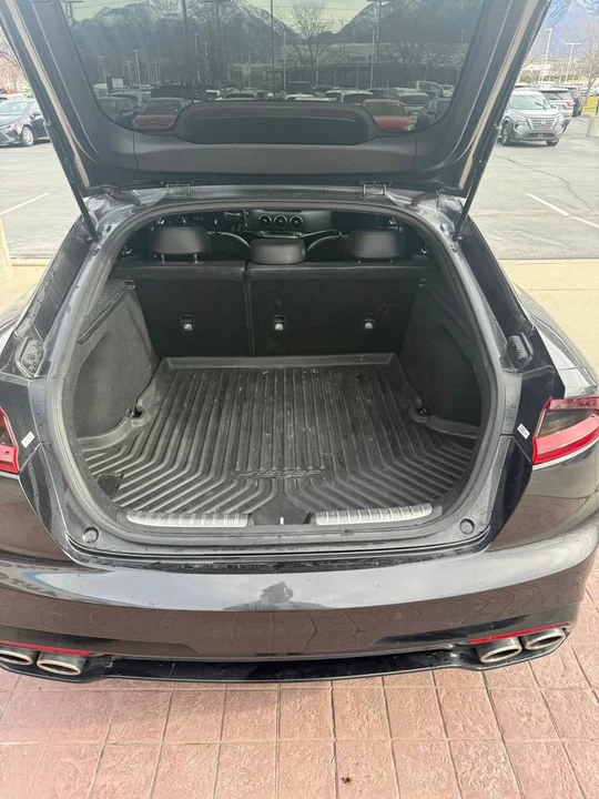 2020 Kia Stinger GT - Image 9 of 19