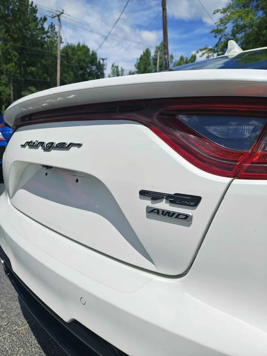 2020 Kia Stinger GT - Image 9 of 10