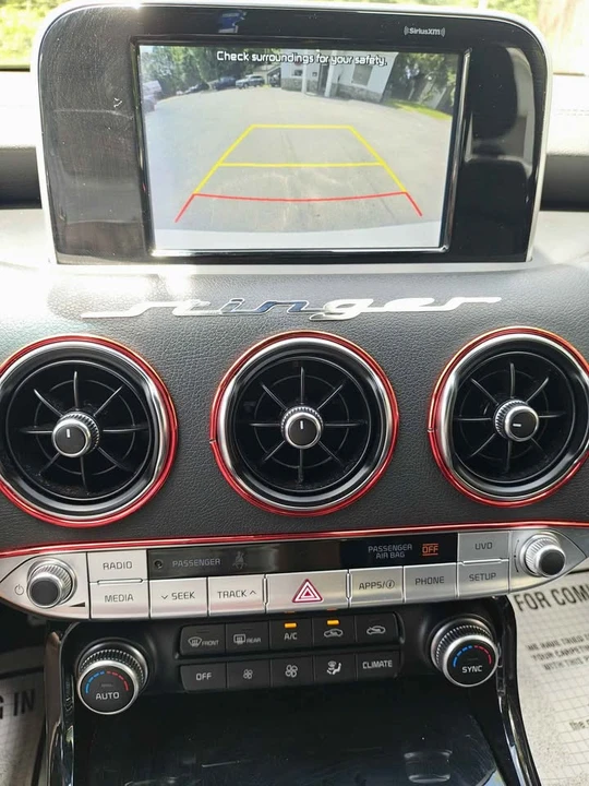 2020 Kia Stinger GT - Image 6 of 10