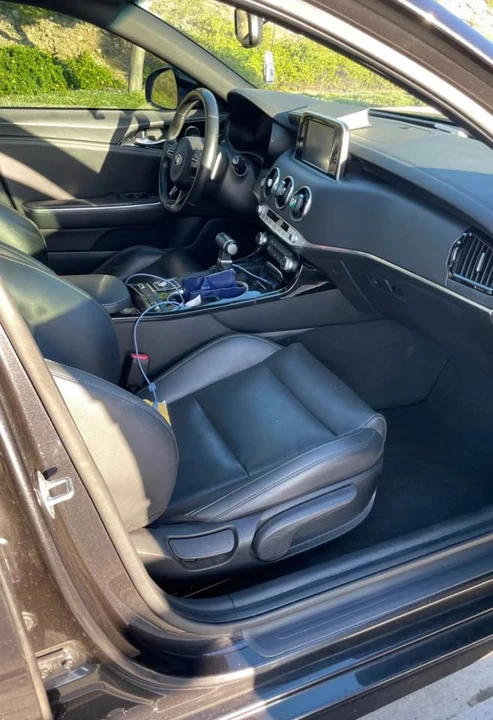 2020 Kia Stinger - Image 4 of 4