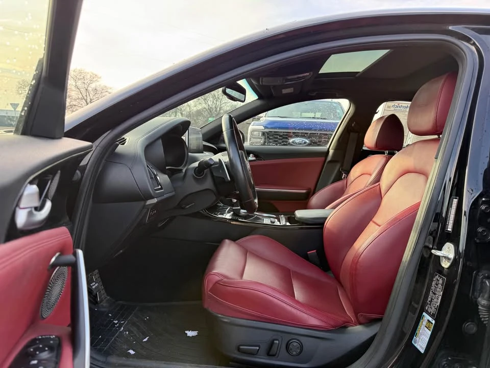 2020 Kia Stinger GT - Image 7 of 14