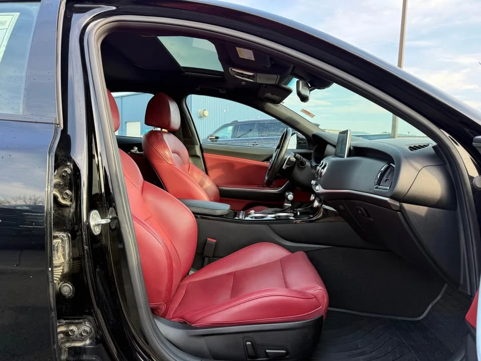 2020 Kia Stinger GT - Image 5 of 14