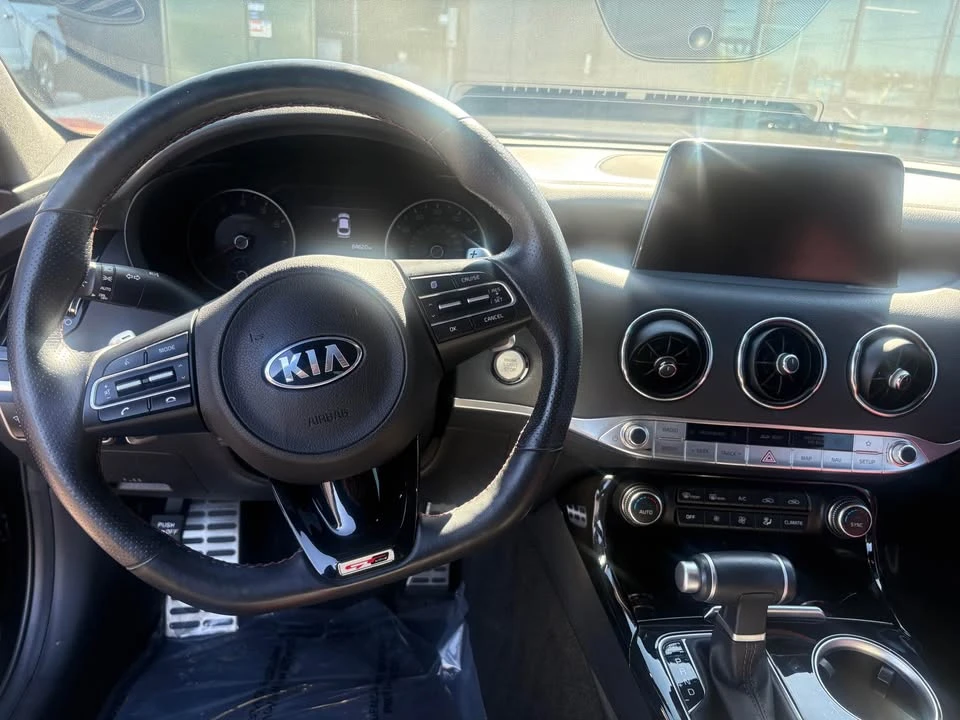 2020 Kia Stinger GT - Image 9 of 14