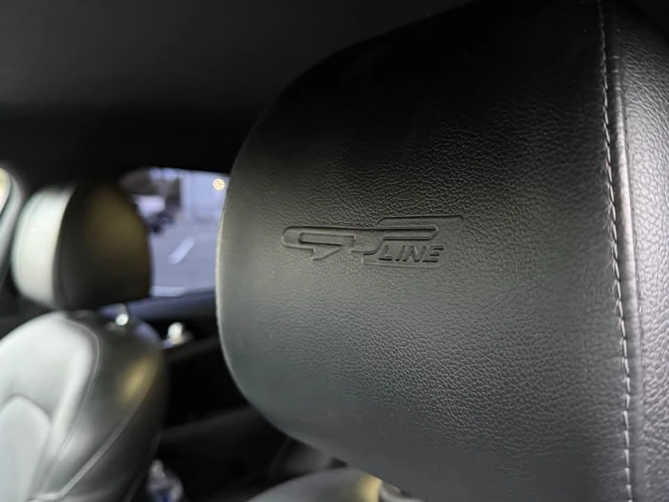 2020 Kia Stinger GT - Image 17 of 20