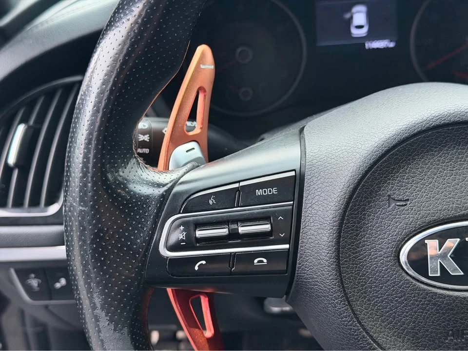 2020 Kia Stinger GT - Image 14 of 20