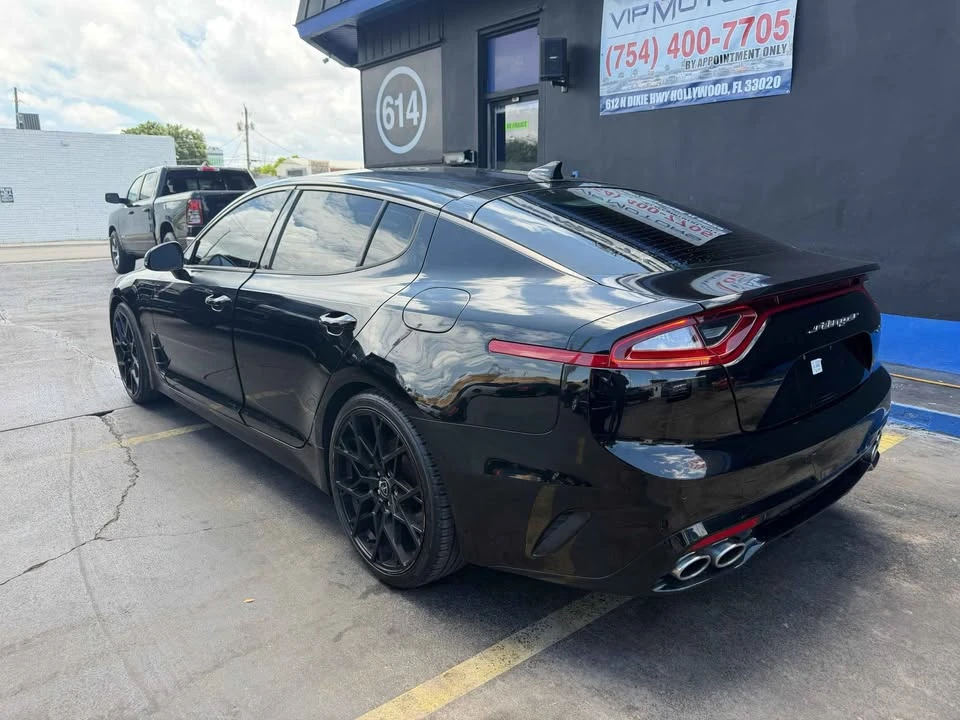 2020 Kia Stinger - Image 9 of 20