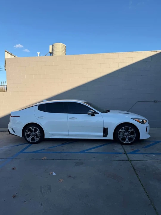 2020 Kia Stinger - Image 5 of 8