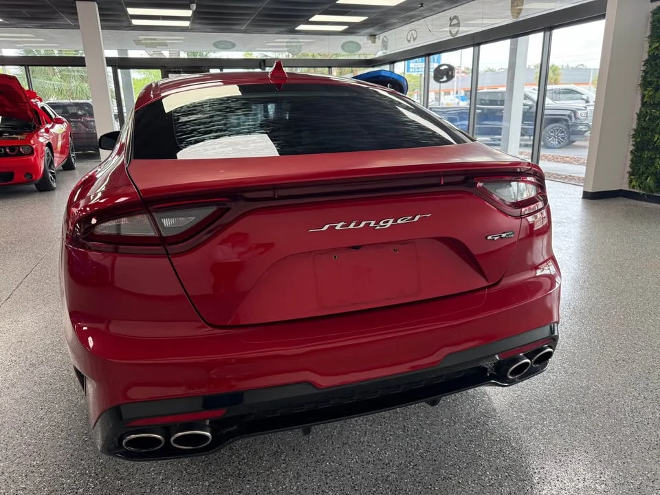 2020 Kia Stinger - Image 3 of 17
