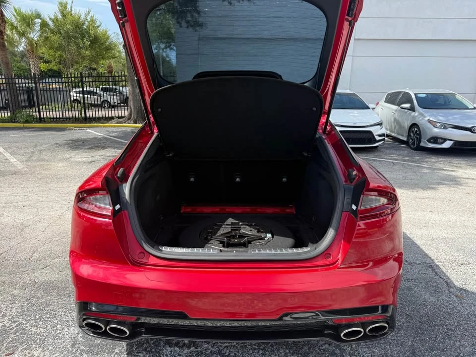 2020 Kia Stinger GT - Image 13 of 16