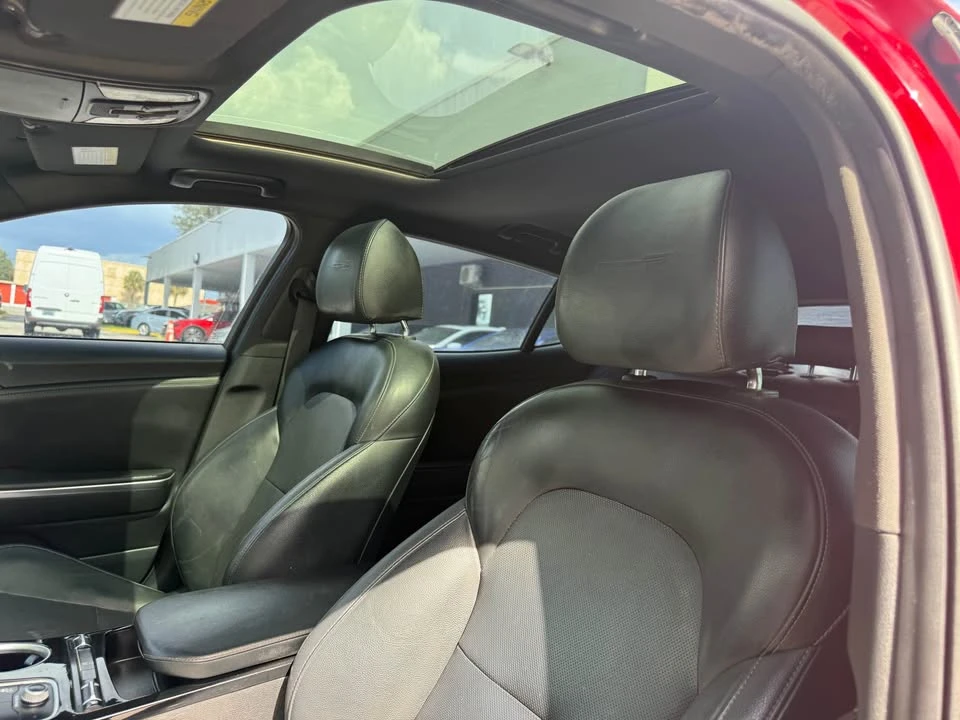 2020 Kia Stinger GT - Image 11 of 16