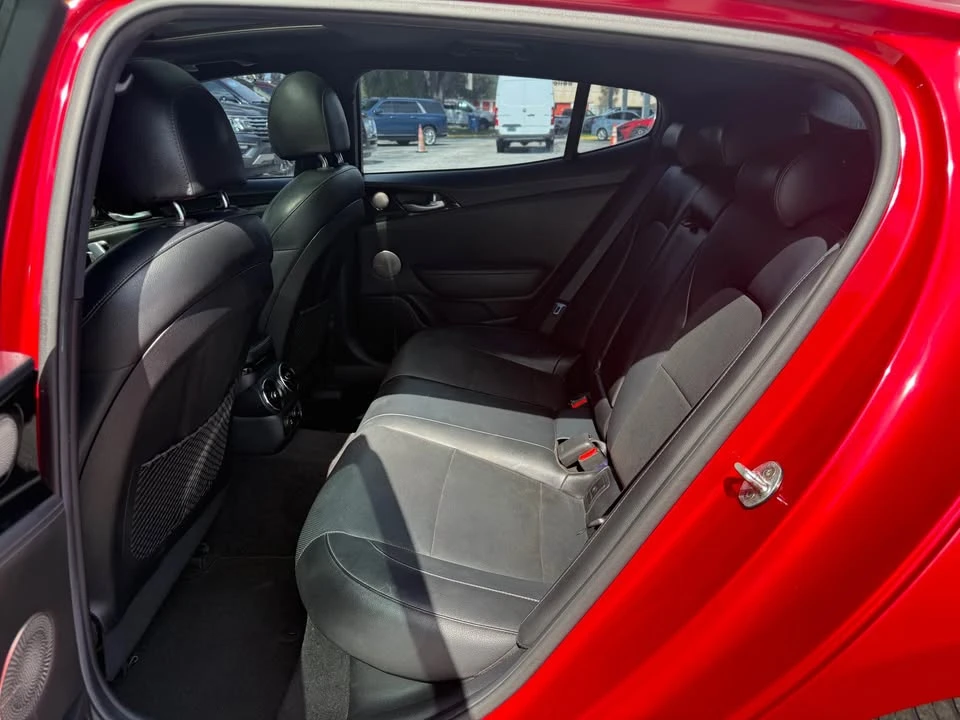 2020 Kia Stinger GT - Image 12 of 16