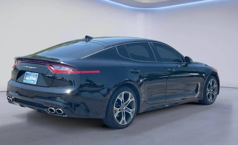 2020 Kia Stinger GT - Image 15 of 16