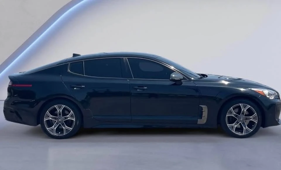 2020 Kia Stinger GT - Image 4 of 16